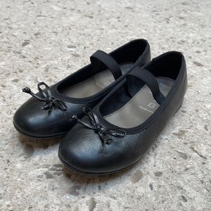 Getz Plié Girl Mary Jane, Black, Size 1 (Eur 32)